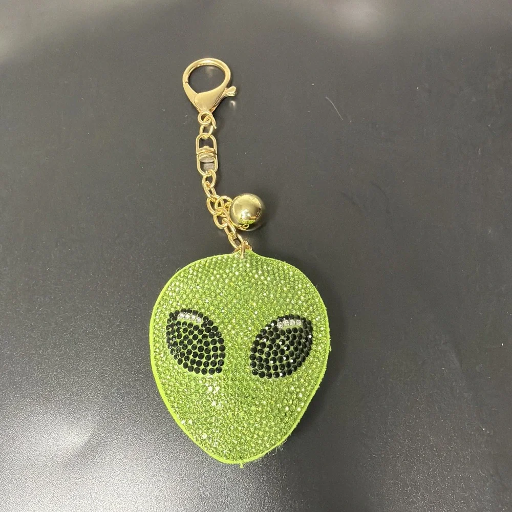 Extraterrestrial Crystal‎ Bejeweled Keychain - Alien Head Gold Green